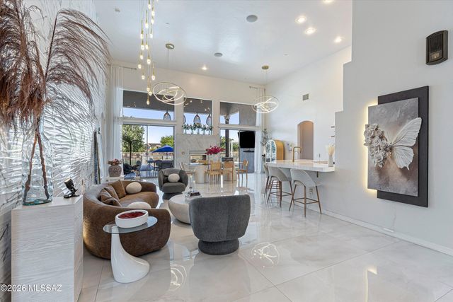 322 E Placita Haciendas Del Lago, Sahuarita, AZ 85629