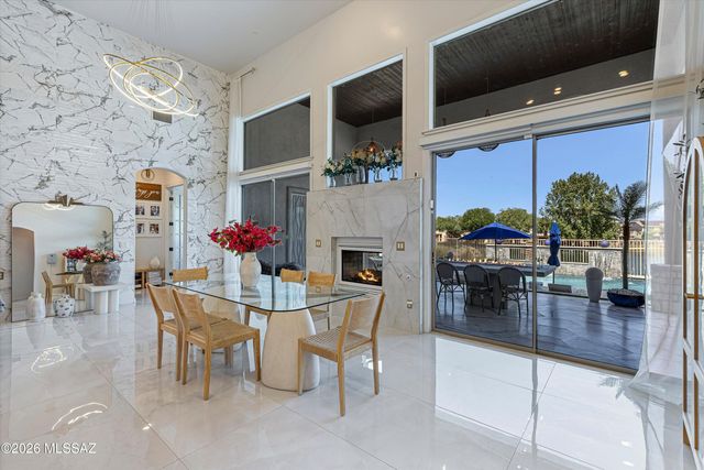 322 E Placita Haciendas Del Lago, Sahuarita, AZ 85629