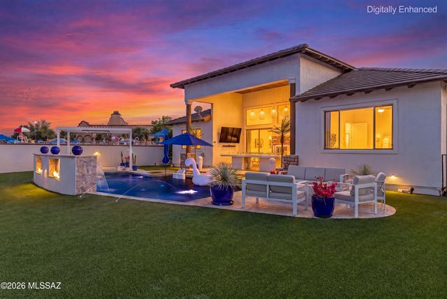 322 E Placita Haciendas Del Lago, Sahuarita, AZ 85629