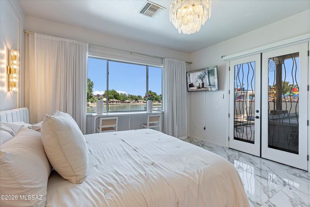 322 E Placita Haciendas Del Lago, Sahuarita, AZ 85629