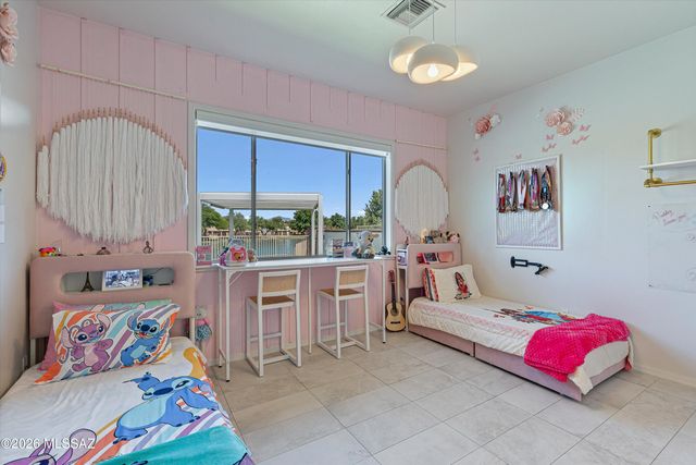322 E Placita Haciendas Del Lago, Sahuarita, AZ 85629