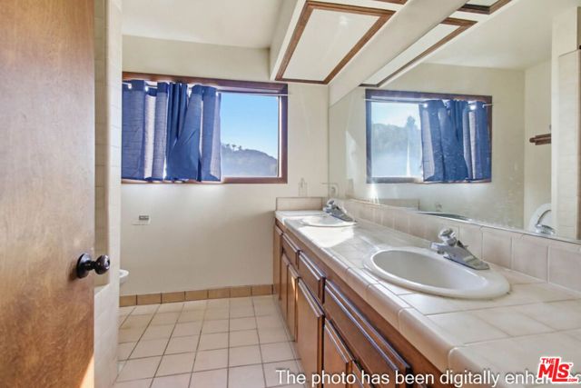 3709 Buena Creek Road, Vista, CA 92084
