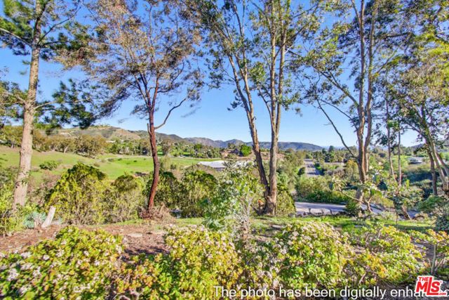 3709 Buena Creek Road, Vista, CA 92084