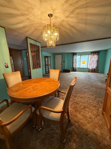 278 Blackthorn Road, Matteson, IL 60443