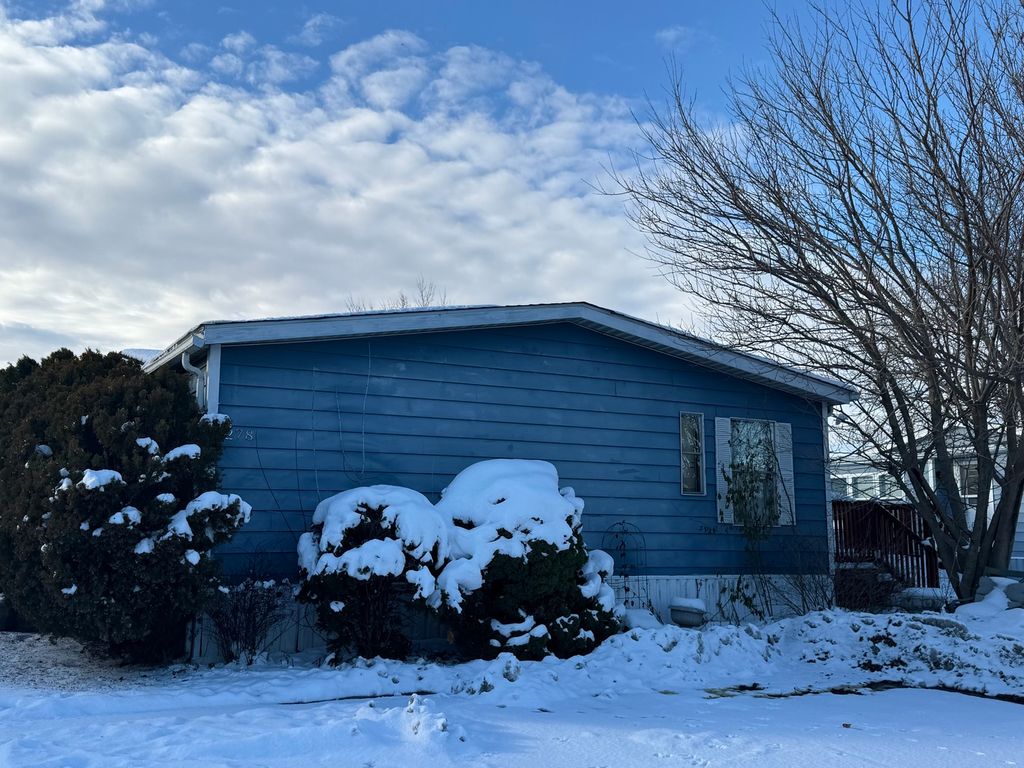 278 Blackthorn Road, Matteson, IL 60443