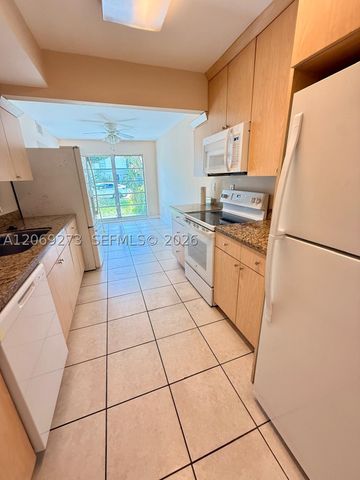 3301 Raleigh St 4D, Hollywood, FL 33021
