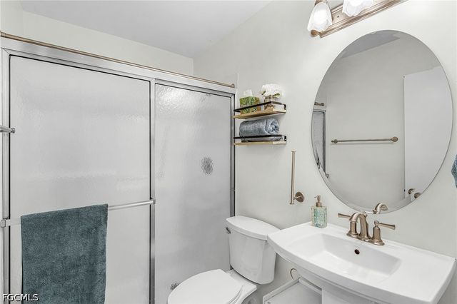 5839 Vancouver CIR 4, Fort Myers, FL 33907