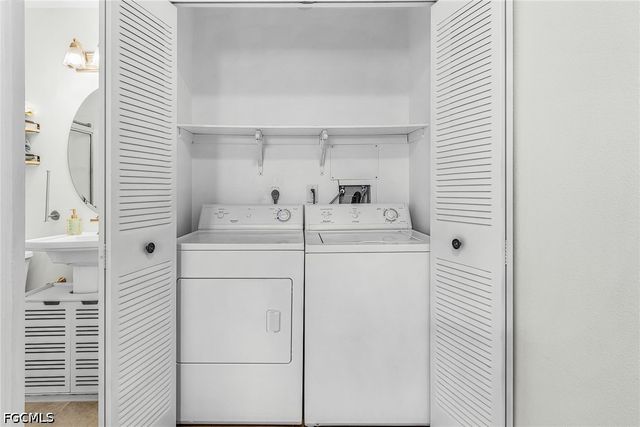 5839 Vancouver CIR 4, Fort Myers, FL 33907