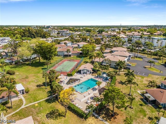 5839 Vancouver CIR 4, Fort Myers, FL 33907