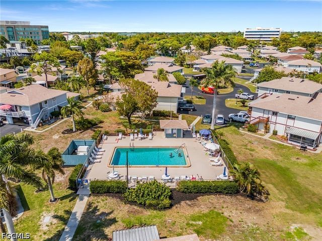 5839 Vancouver CIR 4, Fort Myers, FL 33907