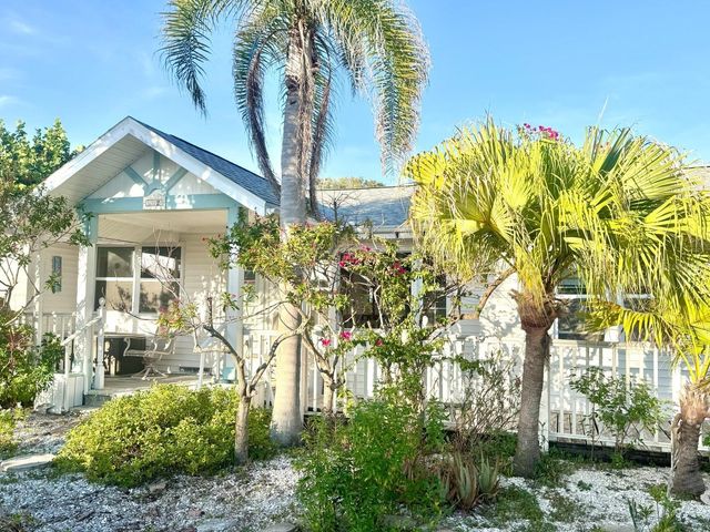 202 12TH AVENUE, Indian Rocks Beach, FL 33785