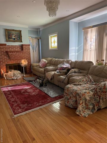 9021 189th Street, Hollis, NY 11423