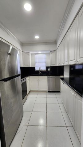 515 N 10th Avenue N Rear, Lake Worth Beach, FL 33460