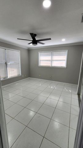 515 N 10th Avenue N Rear, Lake Worth Beach, FL 33460