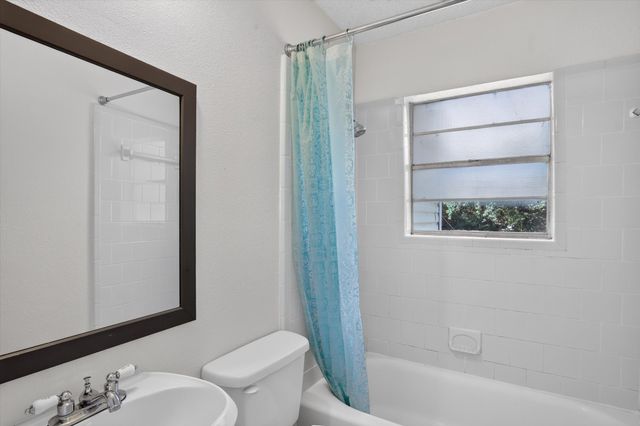 7239 Alcove Street, Azle, TX 76020