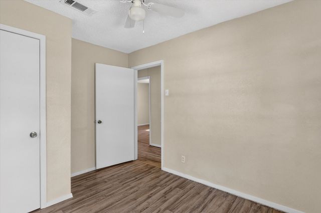 7239 Alcove Street, Azle, TX 76020