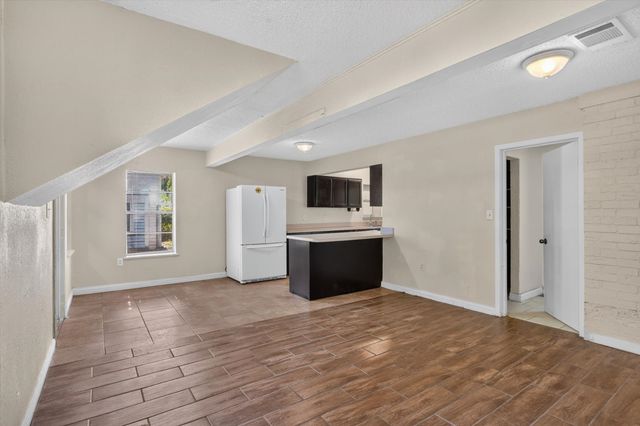 7239 Alcove Street, Azle, TX 76020