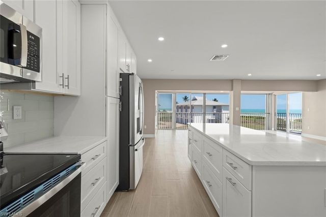 1341 Middle Gulf DR 14C, Sanibel, FL 33957