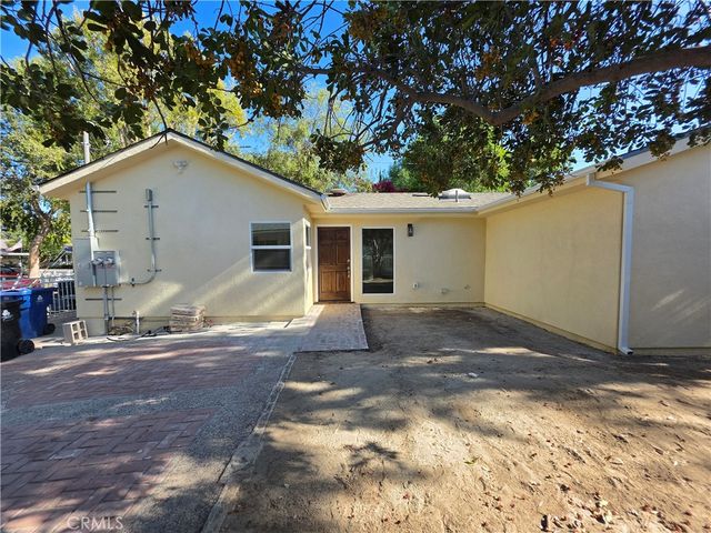 10849 N Swinton Avenue, Granada Hills, CA 91344