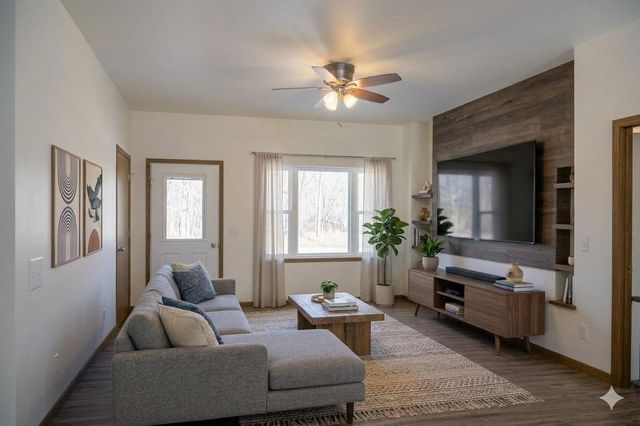 511 Oak Grove Drive, Necedah, WI 54646