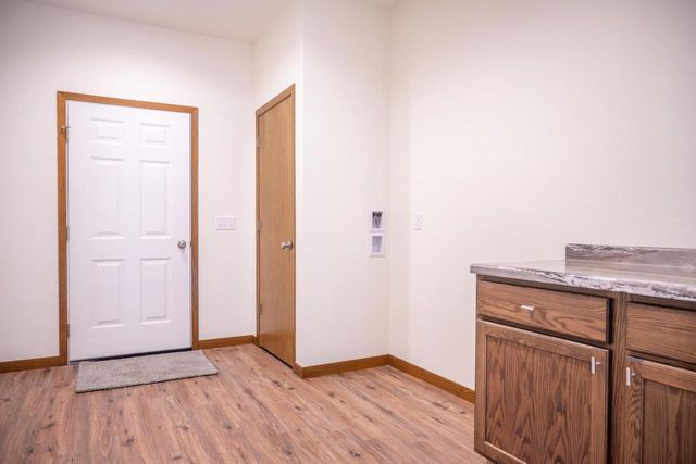 511 Oak Grove Drive, Necedah, WI 54646