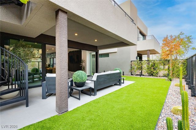 13 Promenade Isle Lane, Henderson, NV 89011