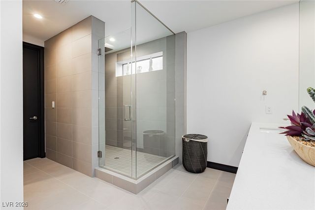 13 Promenade Isle Lane, Henderson, NV 89011