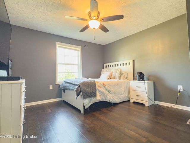 403 Hilltop Rd, Leitchfield, KY 42754