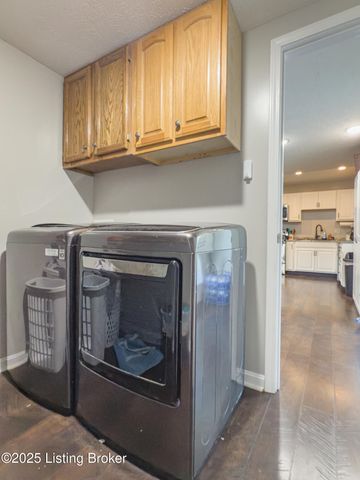 403 Hilltop Rd, Leitchfield, KY 42754