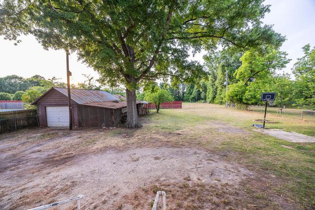 130 Calhoun Street, Johnston, SC 29832