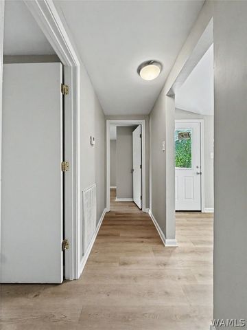 12201 Beard, Northport, AL 35473