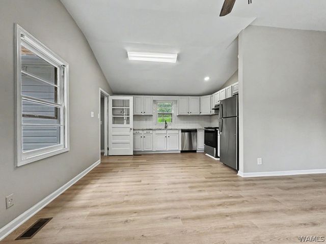 12201 Beard, Northport, AL 35473