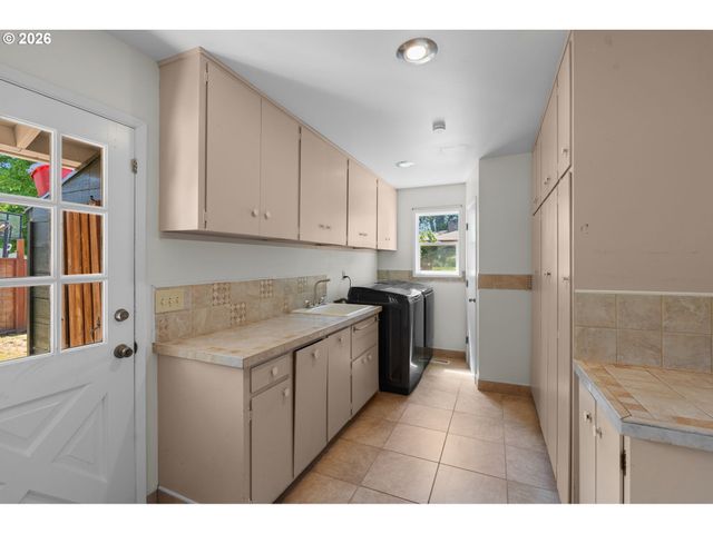 7507 Nw 16TH Ave, Vancouver, WA 98665