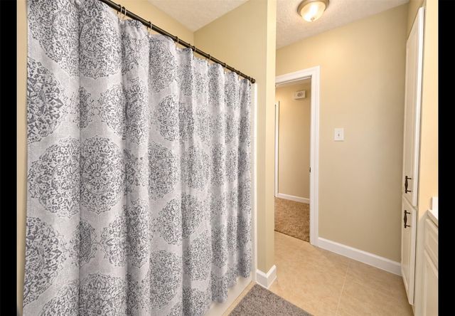 2114 S Yorktown Court S, League City, TX 77573