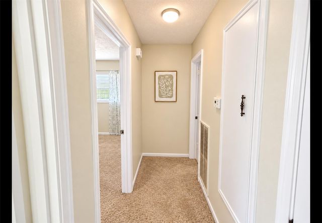 2114 S Yorktown Court S, League City, TX 77573