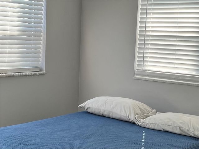 3771 NE 16th Ave, Pompano Beach, FL 33064