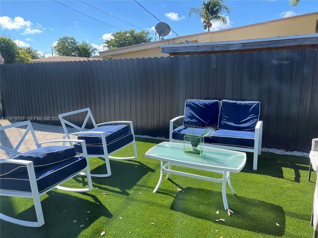 3771 NE 16th Ave, Pompano Beach, FL 33064