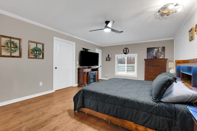 3197 Matts Hollow Rd, Manchester, TN 37355