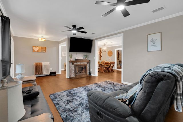 3197 Matts Hollow Rd, Manchester, TN 37355