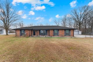 3197 Matts Hollow Rd, Manchester, TN 37355