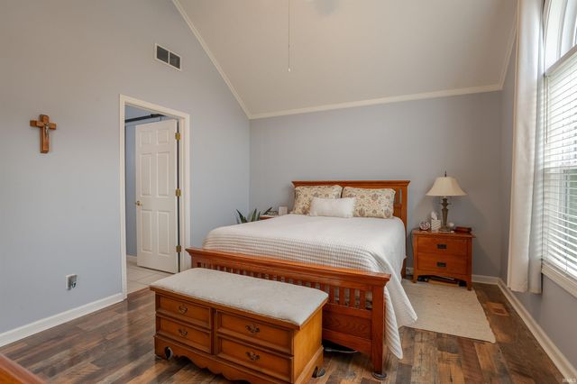 548 Imperial Drive, Evansville, IN 47711