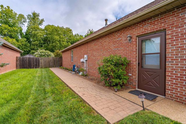 548 Imperial Drive, Evansville, IN 47711