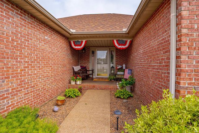 548 Imperial Drive, Evansville, IN 47711