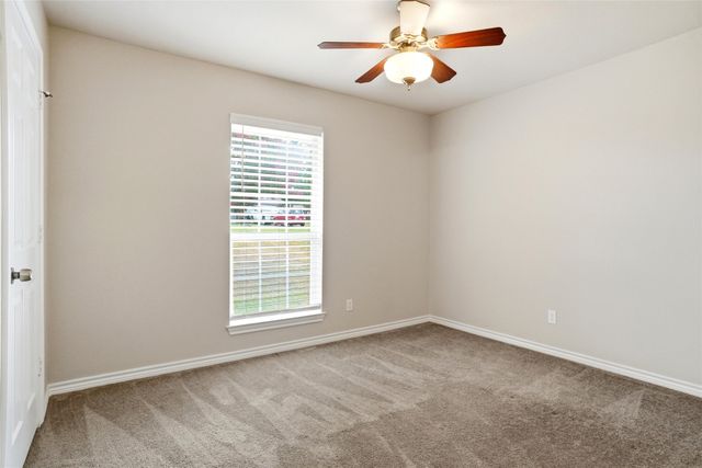 612 N Avenue C, Springtown, TX 76082