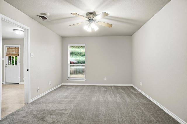 612 N Avenue C, Springtown, TX 76082