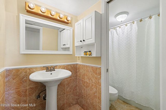 2135 N Courtenay Parkway 217, Merritt Island, FL 32953