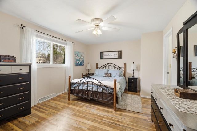 124 RAMLEN COURT, Appleton, WI 54915