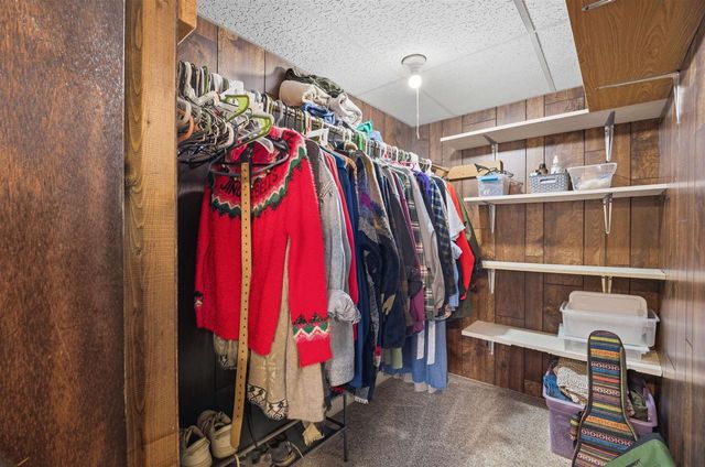 124 RAMLEN COURT, Appleton, WI 54915
