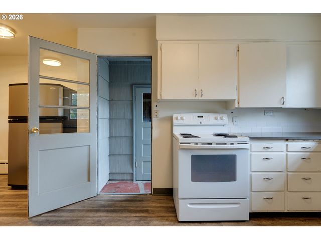 204 S VERNONIA Rd, St Helens, OR 97051
