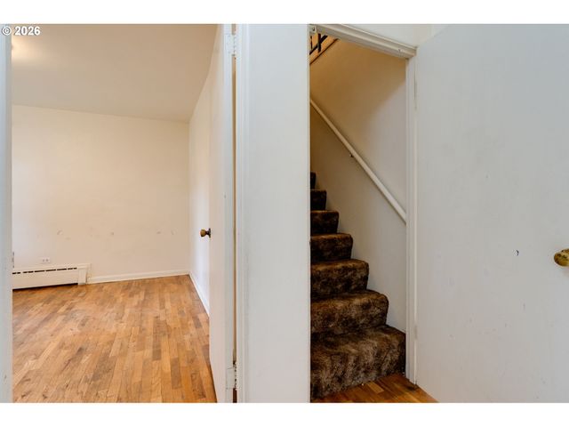 204 S VERNONIA Rd, St Helens, OR 97051